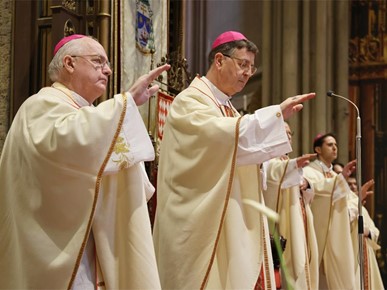 /A/2026/4/VELIKI ČETVRTAK/Nadbiskup Kutleša predvodio Misu posvete ulja u Zagrebačkoj katedrali (27).JPG