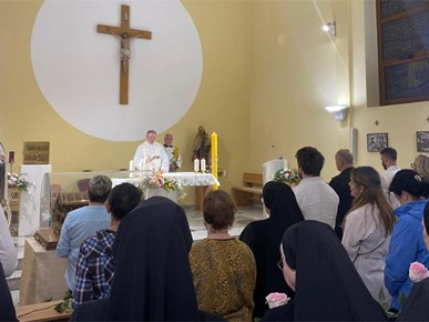 /A/2026/5/A/Čašćenje relikvija sv. Male Terezije i njezinih svetih roditelja na zagrebačkom Vrhovcu (2).jpg