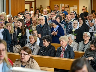 /A/2026/5/B/Pohod relikvija sv. Male Terezije i njezinih roditelja u Župi sv. Terezije od Djeteta Isusa (2).jpg