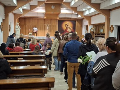 /A/2026/5/B/Čašćenje relikvija sv. Male Terezije i njezinih roditelja u samostanu sv. Josipa u Hrvatskom Leskovcu (1).jpg