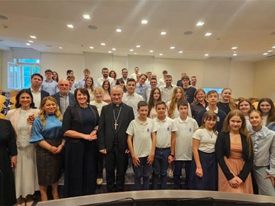 /A/2026/5/E/260518_Nadbiskup Kutleša primio sudionike Državnog natjecanja iz vjeronauka (12).jpg