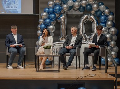 /A/2026/5/E/Prva katolička škola za dječake OŠ „Lotrščak” proslavila deset godina (2).jpg