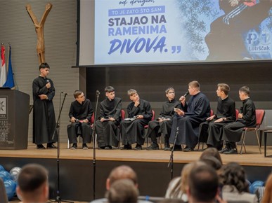 /A/2026/5/E/Prva katolička škola za dječake OŠ „Lotrščak” proslavila deset godina (6).jpg