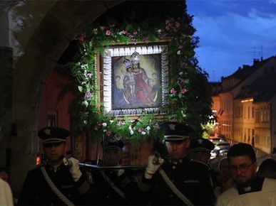 /A/2026/5/MBKV/FOTOGALERIJA - Majka Božja od Kamenitih vrata, 31 svibnja 2026/MBKV2026_TUZN_1 (71).JPG