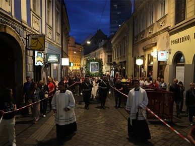/A/2026/5/MBKV/FOTOGALERIJA - Majka Božja od Kamenitih vrata, 31 svibnja 2026/MBKV2026_TUZN_2 (85).JPG