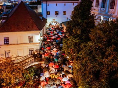/A/2026/5/MBKV/FOTOGALERIJA - Majka Božja od Kamenitih vrata, 31 svibnja 2026/majka_bozja_od_kamenitih_vrata-drone-j-vukovic-28.jpg