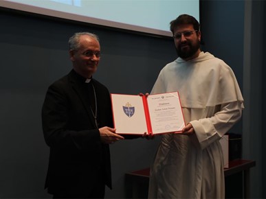 /A/2026/6/A/260602 Nadbiskup Kutleša đakonima dodijelio diplome o postignutoj svećeničkoj spremi (19).JPG