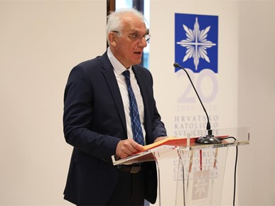 /A/2026/6/A/Blagoslovljen Kampus Hrvatskog katoličkog sveučilišta (1).JPG