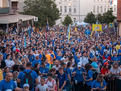 /A/2026/6/B/Održan 8. Antunovski hod mladih u Zagrebu (1).jpg