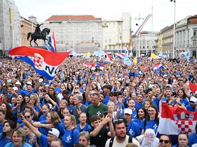 /A/2026/6/B/Održan 8. Antunovski hod mladih u Zagrebu (5).jpg