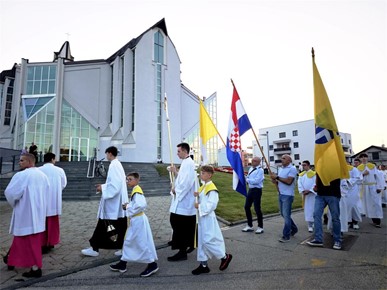 /A/2026/6/F/260624 Proslavljen blagdan rođenja sv. Ivana Krstitelja i trideseta obljetnica prezbiterskog ređenja u Zaprešiću (4).jpeg
