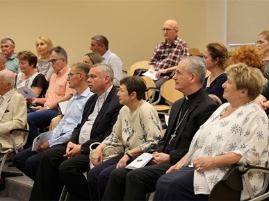 /A/2026/6/F/260626 Susret nadbiskupa Dražena Kutleše s djelatnicima u kulturi (1).JPG