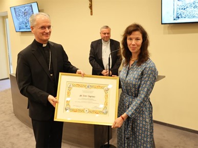 /A/2026/6/F/260626 Susret nadbiskupa Dražena Kutleše s djelatnicima u kulturi (4).JPG