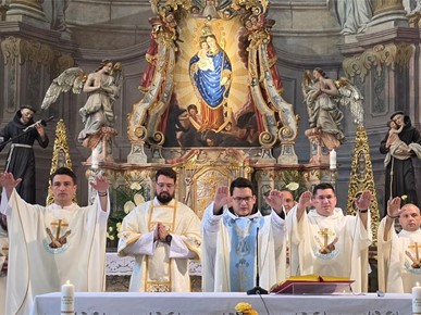 /A/2026/6/G/260627 Mlada misa fra Andreja Jozića proslavljena u Samoboru (5).jpg