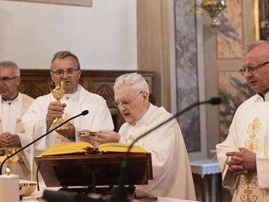 /A/2026/6/G/260628 Mons. Franjo Prstec proslavio dijamantnu misu (1).jpg