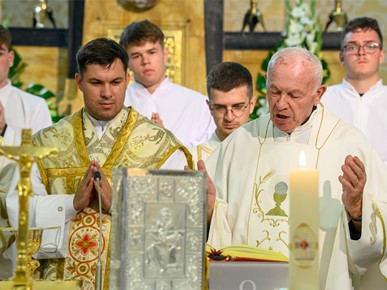 /A/2026/7/B/Don Karlo Ćuk, SDB, proslavio mladu misu u Krašiću (23).jpg