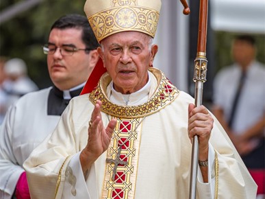 /A/2026/7/C/Mons. Jezerinac proslavio 60 godina svećeništva JV (15).jpg
