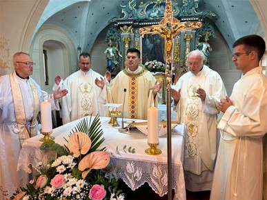 /A/2026/7/C/Proslavljena župna svetkovina sv. Marije Magdalene u Oštrcu (7).jpeg