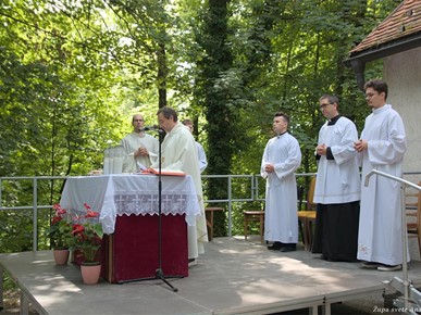 /A/2026/7/D/Proslavljeno Aninovo u Samoboru (2).jpg