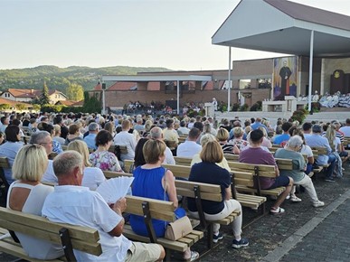 /A/2026/8/A/Biskup Kovač predvodio misno slavlje na 301. hodočašću Samoboraca u Mariju Bistricu (6).jpg