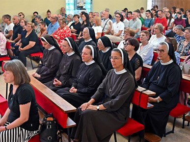/A/2026/8/B/Proslavljena svetkovina sv. Klare Asiške kod zagrebačkih klarisa u Mikulićima (6).jpg
