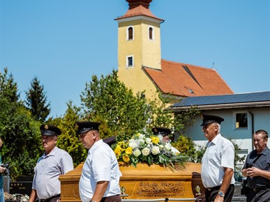 /A/2026/8/B/sprovod_mons_ferdinand_vrazic-64.jpg