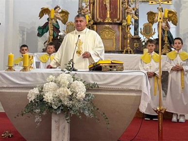 /A/2026/9/A/260905 U Župi sv. Jelene Križarice u Zaboku krštena Tereza, peto dijete obitelji Knjaz (4).jpeg