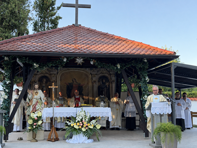 /A/2026/9/B/Nadbiskup Kutleša predvodio misno slavlje blagdana Male Gospe u Stenjevcu (1).png