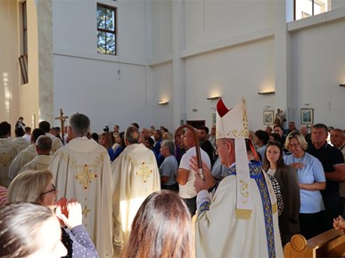 /A/2026/9/E/260926 Nadbiskup Kutleša Ne boj se potpuno pripadati Kristu (2).JPG