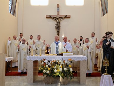 /A/2026/9/E/260926 Nadbiskup Kutleša Ne boj se potpuno pripadati Kristu (9).JPG