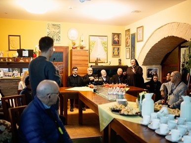 /A/2026/9/F/Preč. Tomica Šestak i vlč. Vedran Jakić predstavljali Svetišta MBB 10.JPG