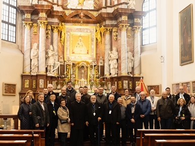 /A/2026/9/F/Preč. Tomica Šestak i vlč. Vedran Jakić predstavljali Svetišta MBB 12.JPG