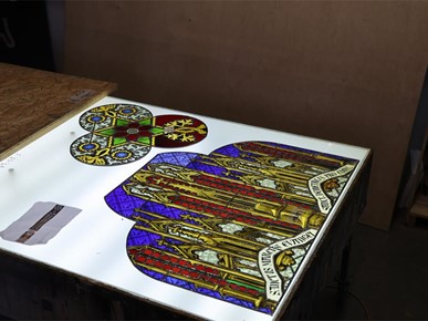 /A/2026/Radovi na katedrali - Oslikavanje svodova i obnova vitraja/Obnova vitraja Zagrebačke katedrale (2).JPG