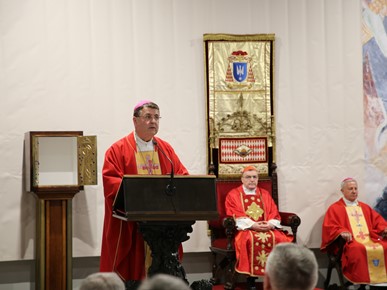 /slike/Bogoslužni prostor bl Alojzija Stepinca/IMG_3609.JPG